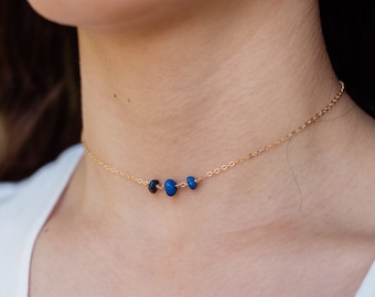 Lapis lazuli choker necklace. Beaded boho choker. Delicate choker. Gemstone choker. Crystal choker. Tiny beaded choker. September birthstone