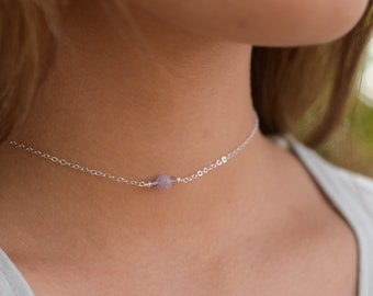 Lavender Amethyst choker necklace. Light purple crystal necklace. Thin choker dainty necklace. Bead necklace jewelry. February birthstone.