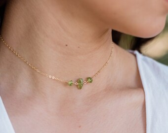 Peridot choker. Green peridot choker necklace. Bright green peridot necklace. Boho green gemstone jewelry. August birthstone necklace.