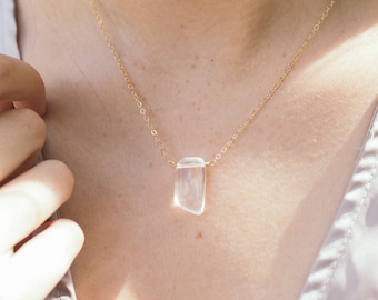 Small clear crystal quartz necklace - Tiny rock crystal necklace - Little clear crystal necklace - Small crystal necklace - Clear quartz