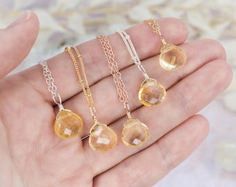 Citrine crystal necklace. Citrine necklace. Boho citrine jewelry. Citrine boho jewelry. Gold citrine jewelry. November birthstone necklace.