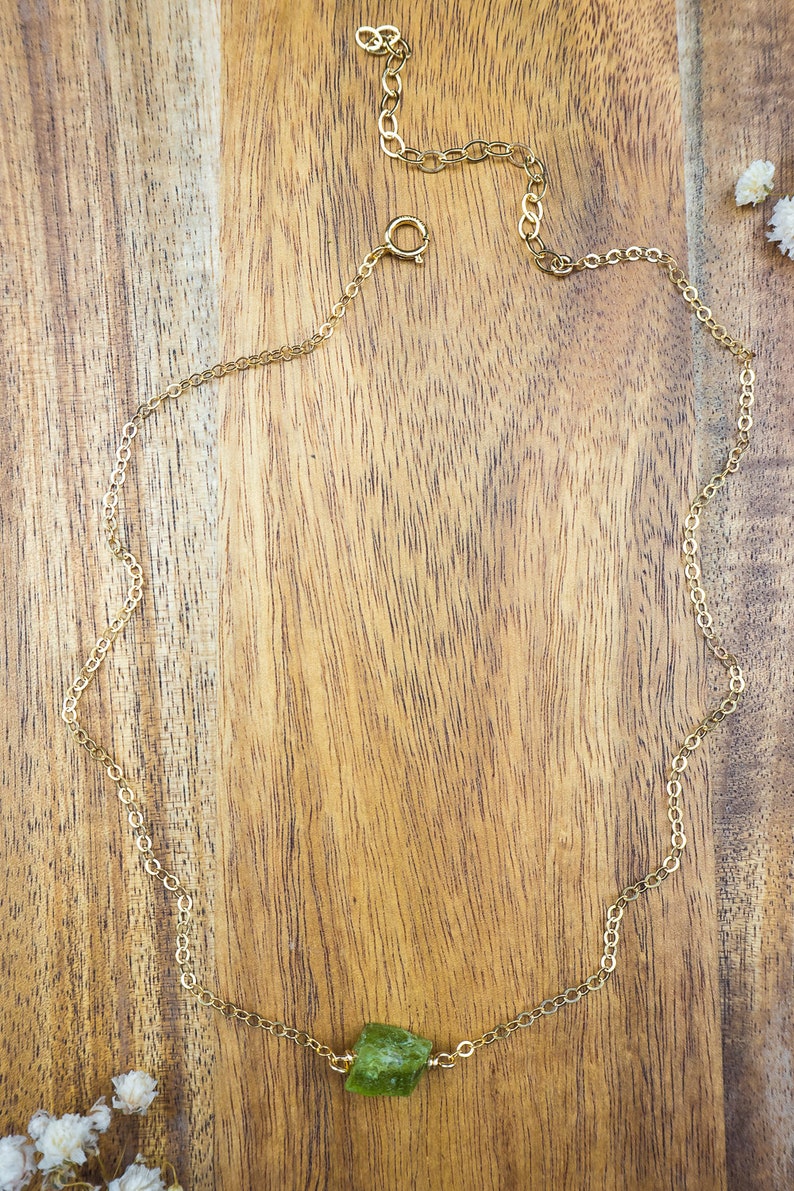12 chain with 2 adjustable extender silver bronze or rose gold Tiny raw green peridot crystal nugget choker necklace in gold