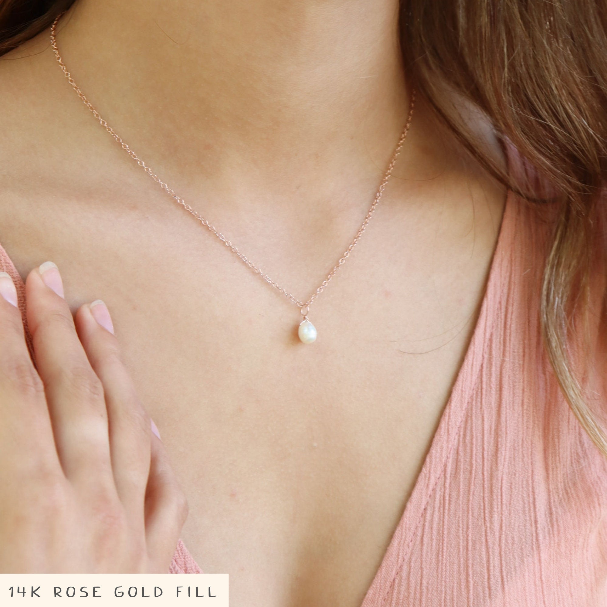 Tiny Pearl Necklace. Little White 