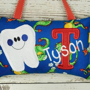 Oreiller personnalisé fée des dents, motif dragon, carte dentaire en option disponible, ,