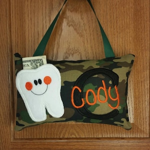 Oreiller personnalisé fée des dents, thème camouflage, carte dentaire en option. ,