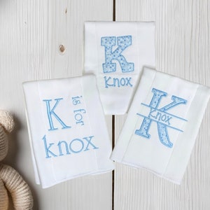 Set aus drei personalisierten Spucktüchern, monogrammiertes Babygeschenk, Spucktücher, Babygeschenk, Babypartygeschenk,
