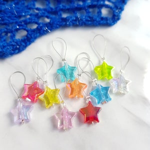 Large Star Stitch Markers for Knitting Needles - Set of 28 Seamless Rings