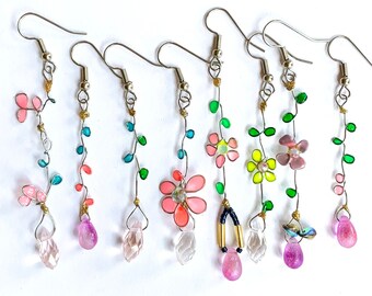 Pendientes delicados de vid Pendientes bonitos colgantes Pendientes delicados con temática de jardín Pendientes parecidos a pequeñas hadas