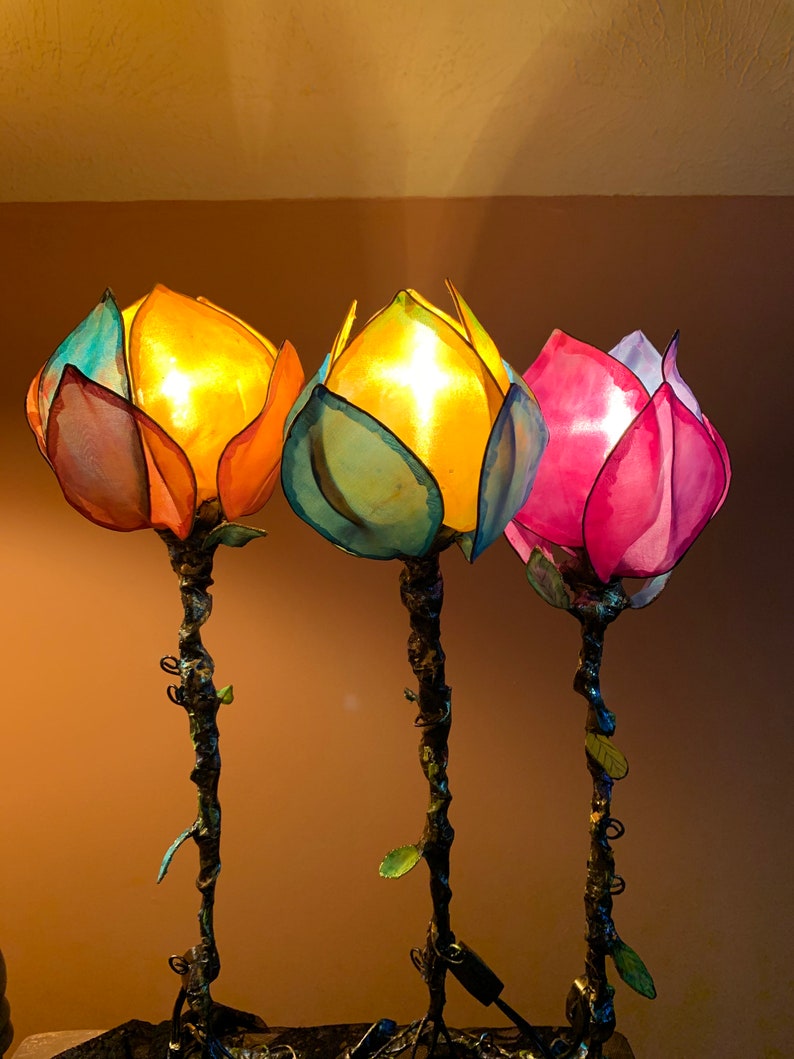MADE TO ORDER Small Rosebud Lamp Flower Lamp Lightweight Etsy