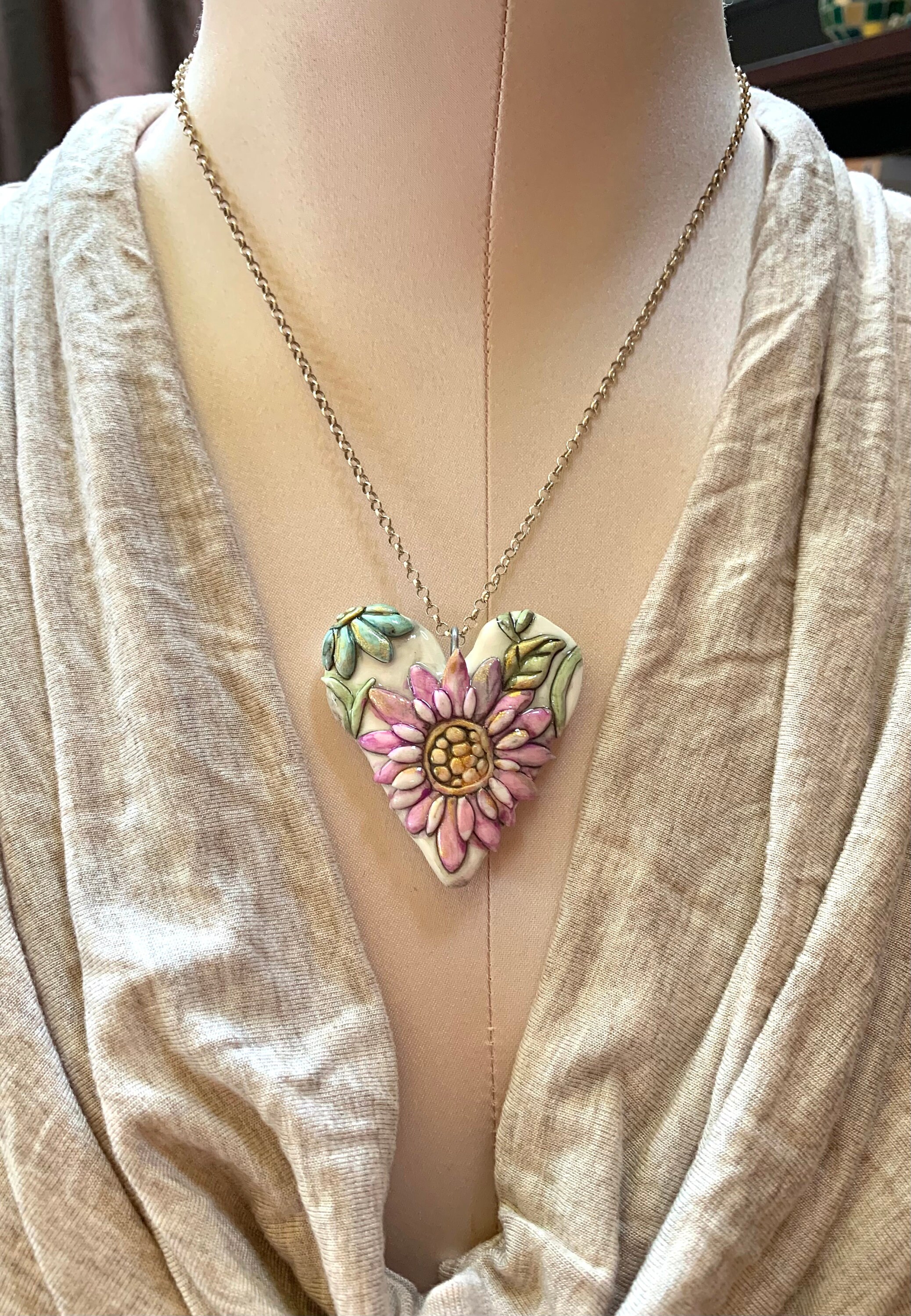 Rose in April Bianca Large Swadlle Heart - Ecru