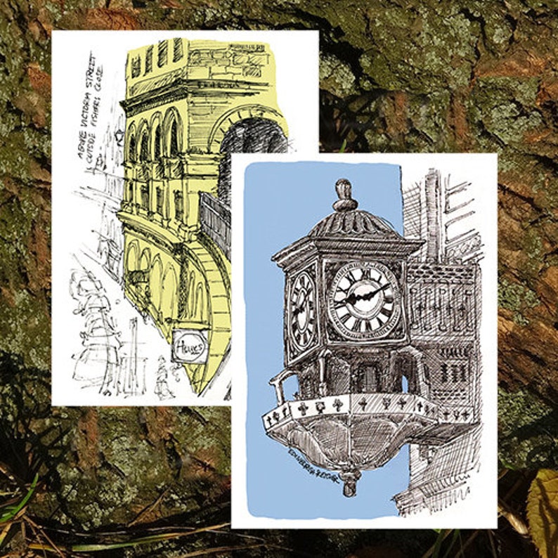 Puede incluir: Un dibujo a tinta negra y blanca de una torre del reloj con una esfera del reloj y un dise&ntilde;o decorativo. La torre del reloj est&aacute; sobre un fondo de cielo azul. El dibujo est&aacute; titulado "Edimburgo, Escocia".
