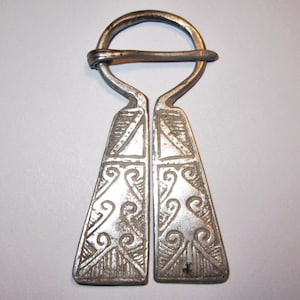 Viking Medieval Lake Ladoga Silver Engraved Fibula Brooch -  Excellent Unrestored Wearable Condition