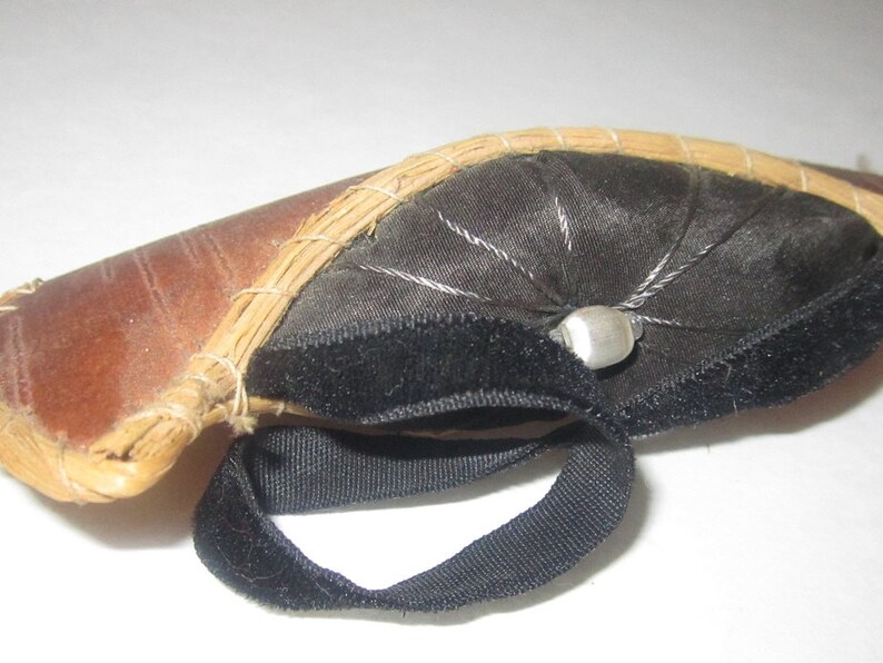 mohawk miniature birch bark canoe pin cushion all original