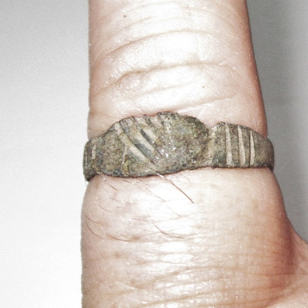 Authentic Viking Handshake Ring Baltic / Medieval - Authentic 1000 - 500 Years Old from Latvia - Size 8 Very Wearable