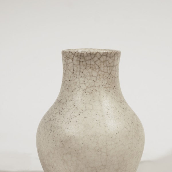 Primavera, France - Uni, craquelé, ivoire blanc vase, des années 1920 ou 1930.