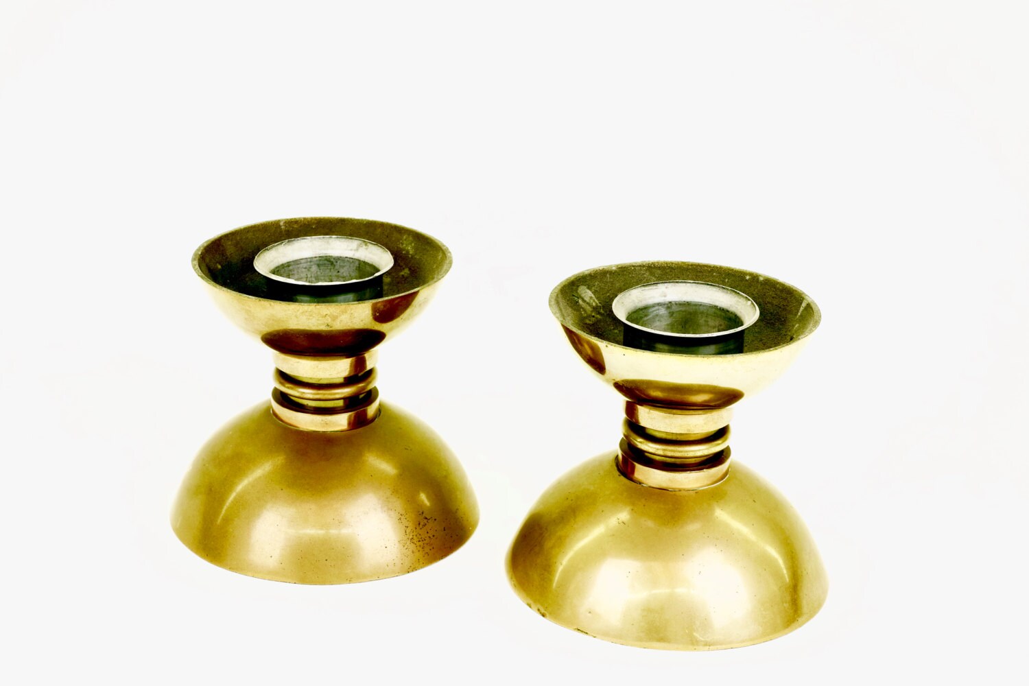 Fabuleuse Paire de Bougeoirs en Bronze Attribuée à Cheret Paris, Des Années 1960.