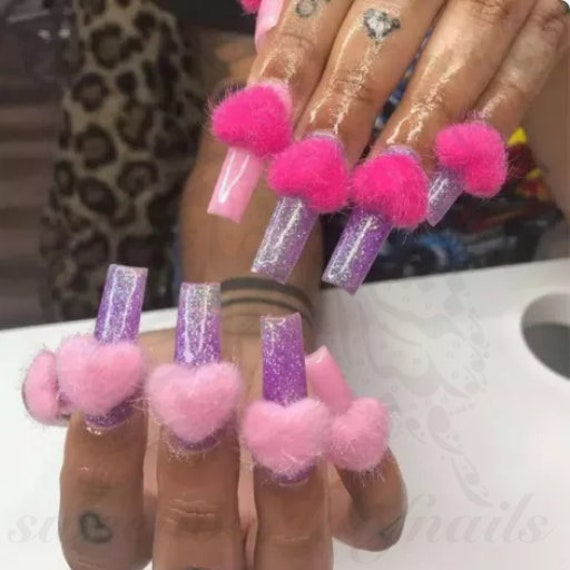 Pom-pom nails: cute nail art or a bad idea? | Trending | lancasteronline.com