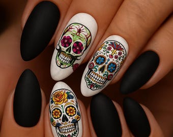 Sugar Skull Nail Decals: Día de los Muertos Halloween Nail Art