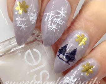 Christmas Nails Gold Snowflakes and Trees Water Decals