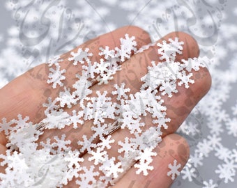 Weihnachtsnägel 3D weiße Schneeflocken Dekoration