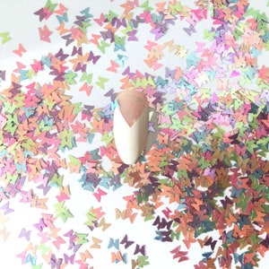 Mini confettis printaniers pour nail art papillon
