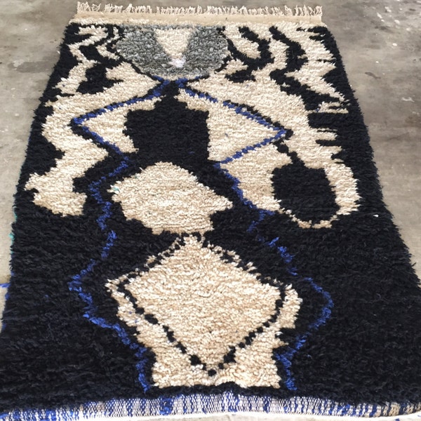 Azilal Moroccan Rug / Moroccan Rug / 4 x 7 Large Rug / Tribal Rug / Shaggy, Fluffy Wool Rug / Ourika Rug / Blue, Gray, Black, White Rug