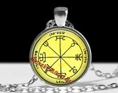 Second pentacle of the Sun pendant, talisman that serves to repress the pride and arrogance of enemies, Solomon Seals, ritual necklace #103