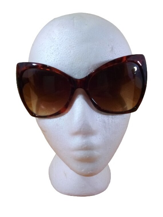 Italian Design Tortiose Shell Glasses Large Square Cat's Eye Frame Oversized Glasses View 2
