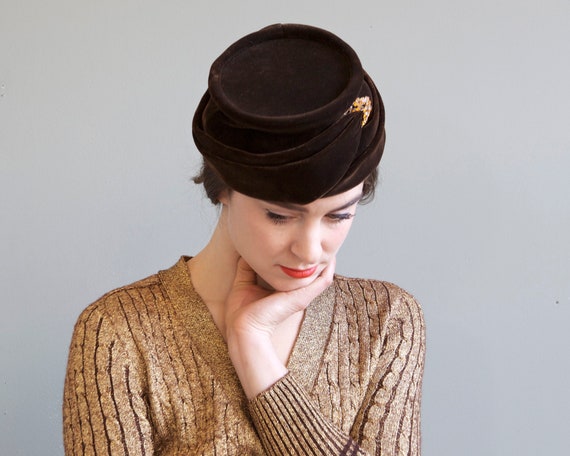 50s 60s brown velvet pillbox hat