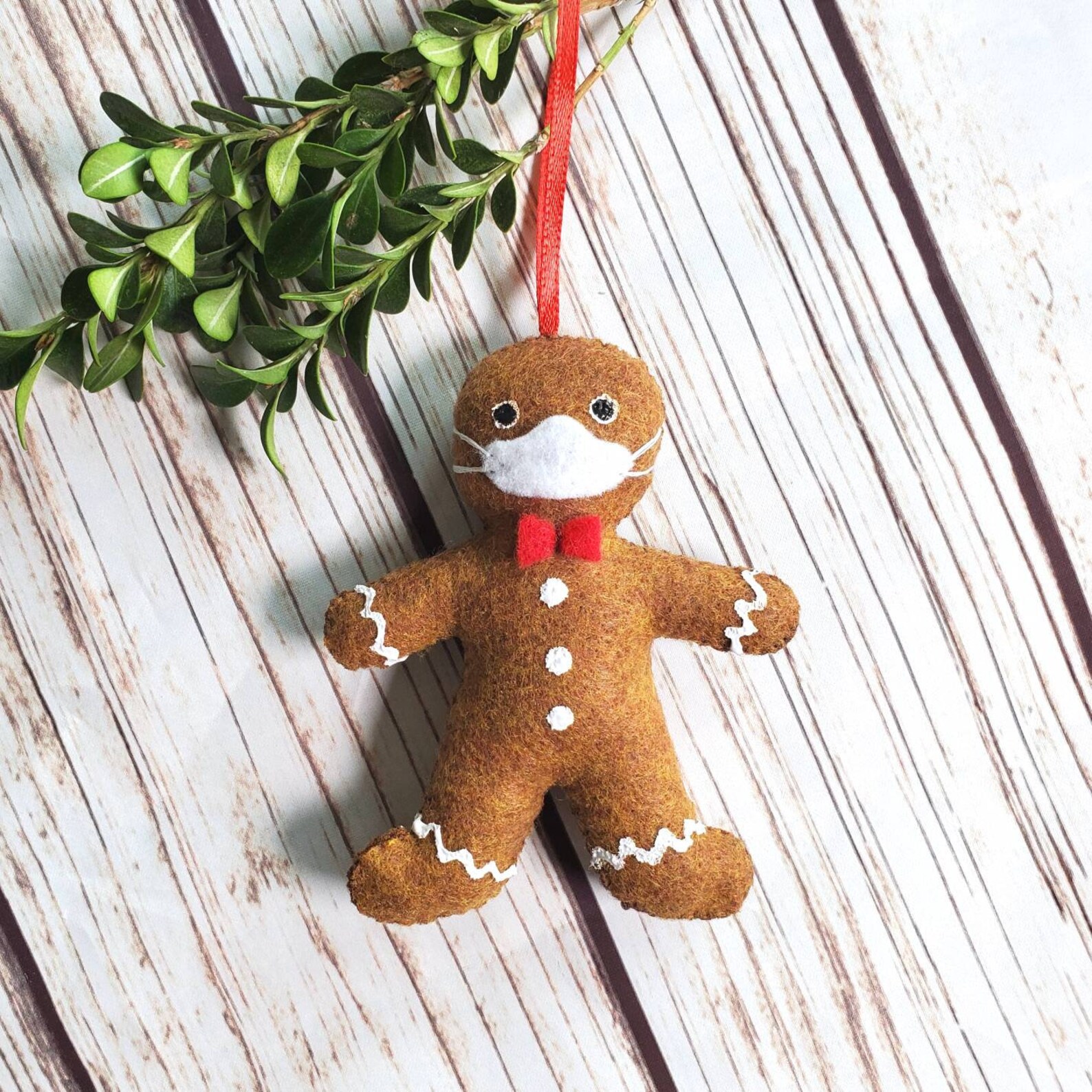 COVID-themed Christmas ornament