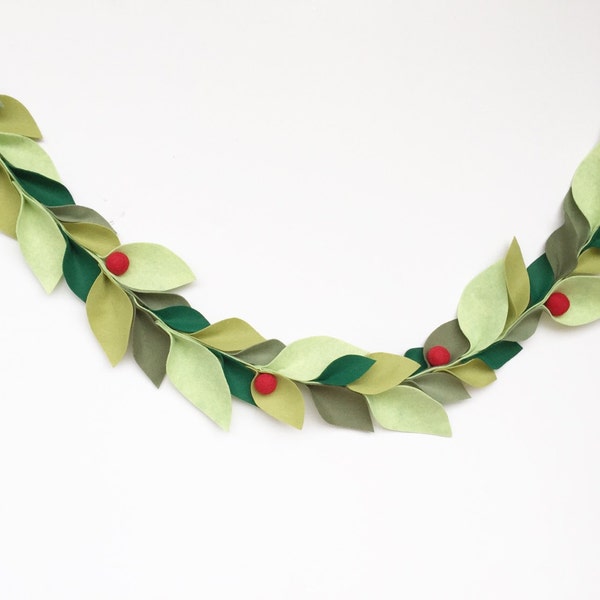 PRE ORDER // Traditional leafy garland