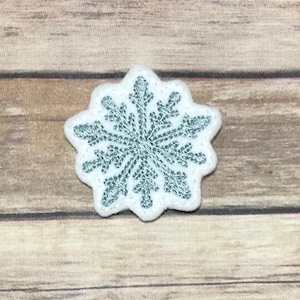 FELTYS DE FLOCOS DE NEVE! FELTYS DE NEVE para laços de cabelo, cartões, scrapbooking, roupas, clipes de agenda, rolos de crachás, enfeites de artesanato e muito mais!