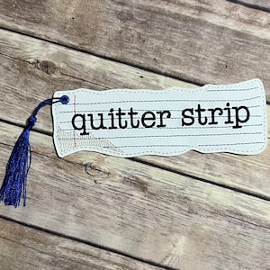 SEGNALIBRO A STRISCIA QUITTER. Contrassegno di libro di carta strappata. Risparmiatore di pagine. Segnalibro ricamato. Regalo di un collega. Favore del partito. Regalo di classe. Imbottitura per calze.