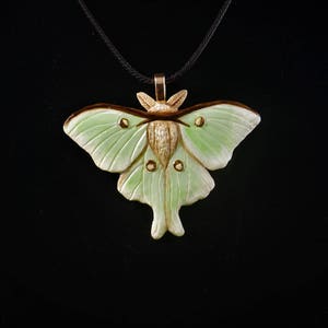 Luna Motte Anhänger Halskette