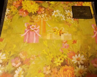 Hallmark Vintage Wrapping Paper
