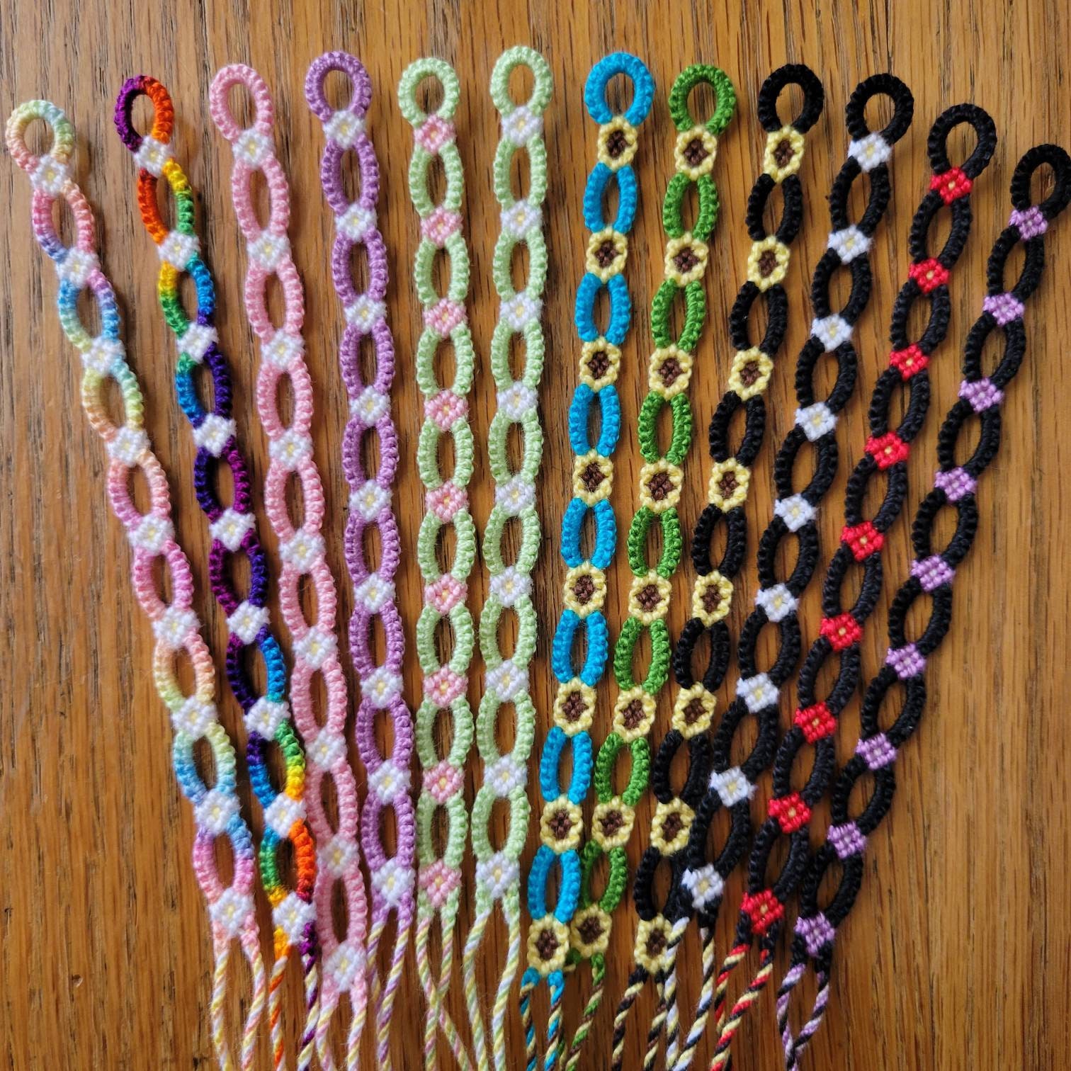 Daisy Chain Friendship Bracelet macrame flowers floral garden Etsy