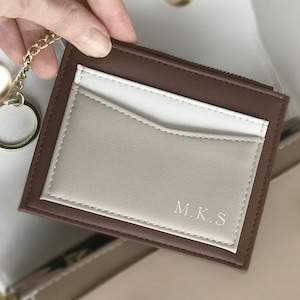 Tarjetero personalizado, monedero, llavero de piel vegana con bolsillos y bolsillo con cremallera en azul marino, bolsillo con cremallera beige y dorado, regalo de Navidad
