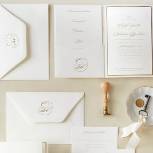 Invitación de bolsillo clásica de lujo con 4 insertos Suite de invitación de boda con lámina de oro, carpeta de boda, invitación de bolsillo