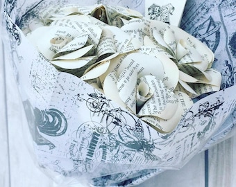 Rozen van gerecycled boekpaginapapier: literair boeket, set van 5