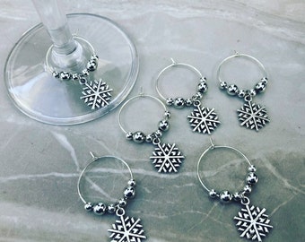 Silver Snowflake wine glass charms, winter wine glass charms, hostess gift, party accessories, housewarming gift, Christmas gift