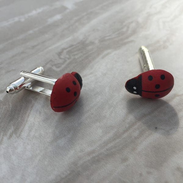 Ladybug cufflinks, wooden cufflinks, fashion cufflinks, groom's cufflinks, party cufflinks