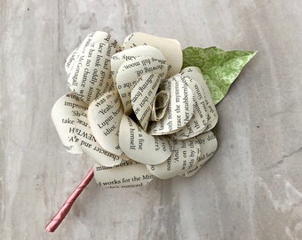 Paper Rose Buttonhole, Paper Lily Buttonhole, boutonniere, Groom's buttonholes, men's buttonholes, wedding flowers, paper flower buttonholes