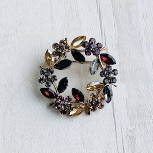 Round Autumn / Fall Colour Flower and Leaf Rhinestone Brooch - Flower Pin - Nature Badge - ideal gift for Christmas, birthday, animal lover