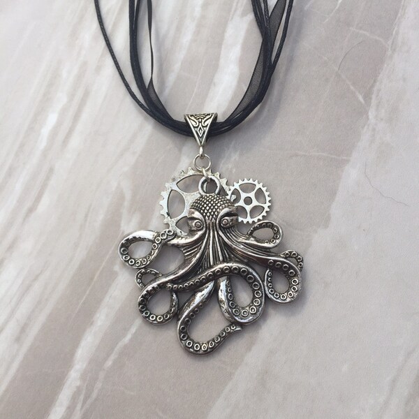 Octopus Steampunk Necklace, silver octopus, steampunk jewelry, metal gears, metal cogs, large silver octopus