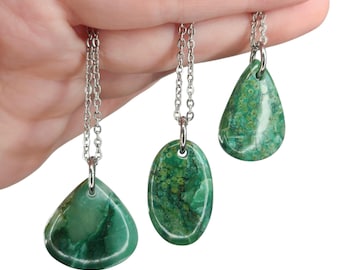 Verdite Crystal Necklace, Green Fuchsite Natural Stone Pendant from Zimbabwe, Heart Chakra Energy Jewelry