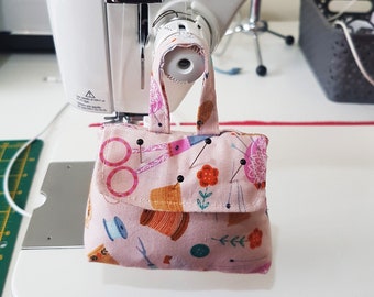 Handbag Pincushion PDF Sewing Pattern,PDF Pattern and Instructions for instant download, DIY make your own pin cushion