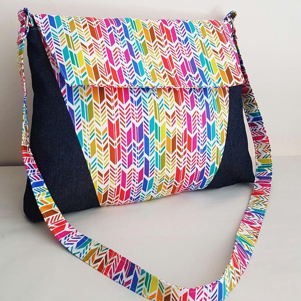 Luna Laptop Bag Sewing pattern, laptop bag pattern, bag pattern tablet, cross body bag, bag sewing tutorial, kids pattern, pouch pattern