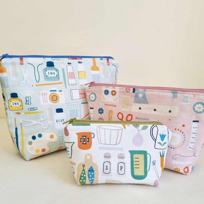 Quick Pouch PDF Sewing Pattern, cosmetic pouch, pencil pouch, Sewing Pouch, 3 sizes, beginner friendly, boxy, zipper bag, case, coin pouch image 2
