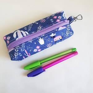 Travel Pencil Case PDF sewing pattern, sewing instructions, sewing tutorial, zipper pouch with clip, boxy pouch sewing pattern