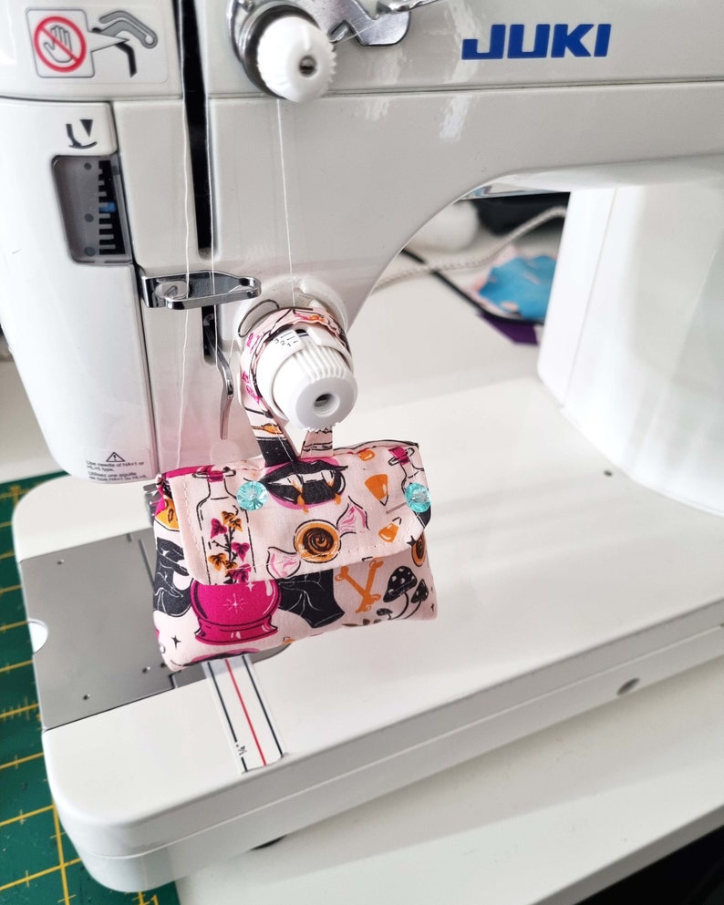 Pincushion Sewing Pattern PDF, handbag pin cushion with Step by step instructions, Clip holder, sewing tools, image 6